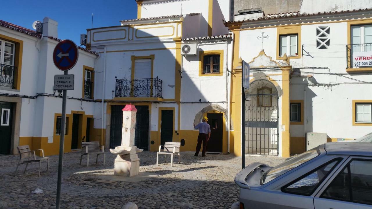 Ferienwohnung Casa Becco Dos Assucares, Garage Free - Centro Historico Évora Exterior foto